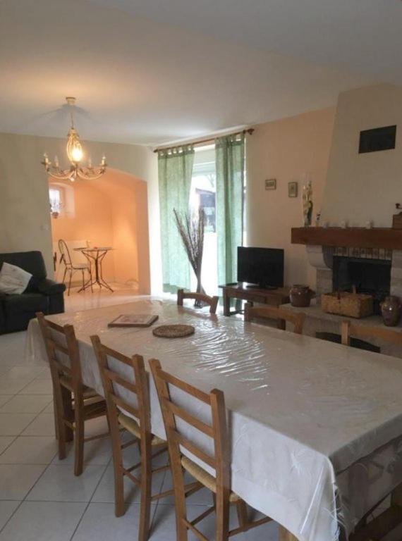 Chambres D'Hotes Du Maspourquet Saint-Santin-Aveyron Ngoại thất bức ảnh